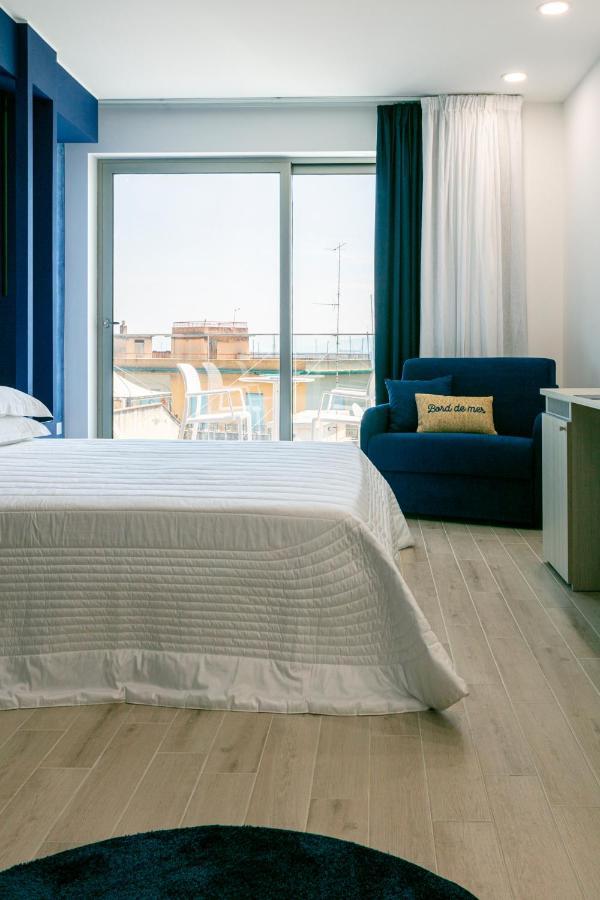 Manzoni 46 - Ospitalita Siciliana Bed & Breakfast Milazzo Exterior foto