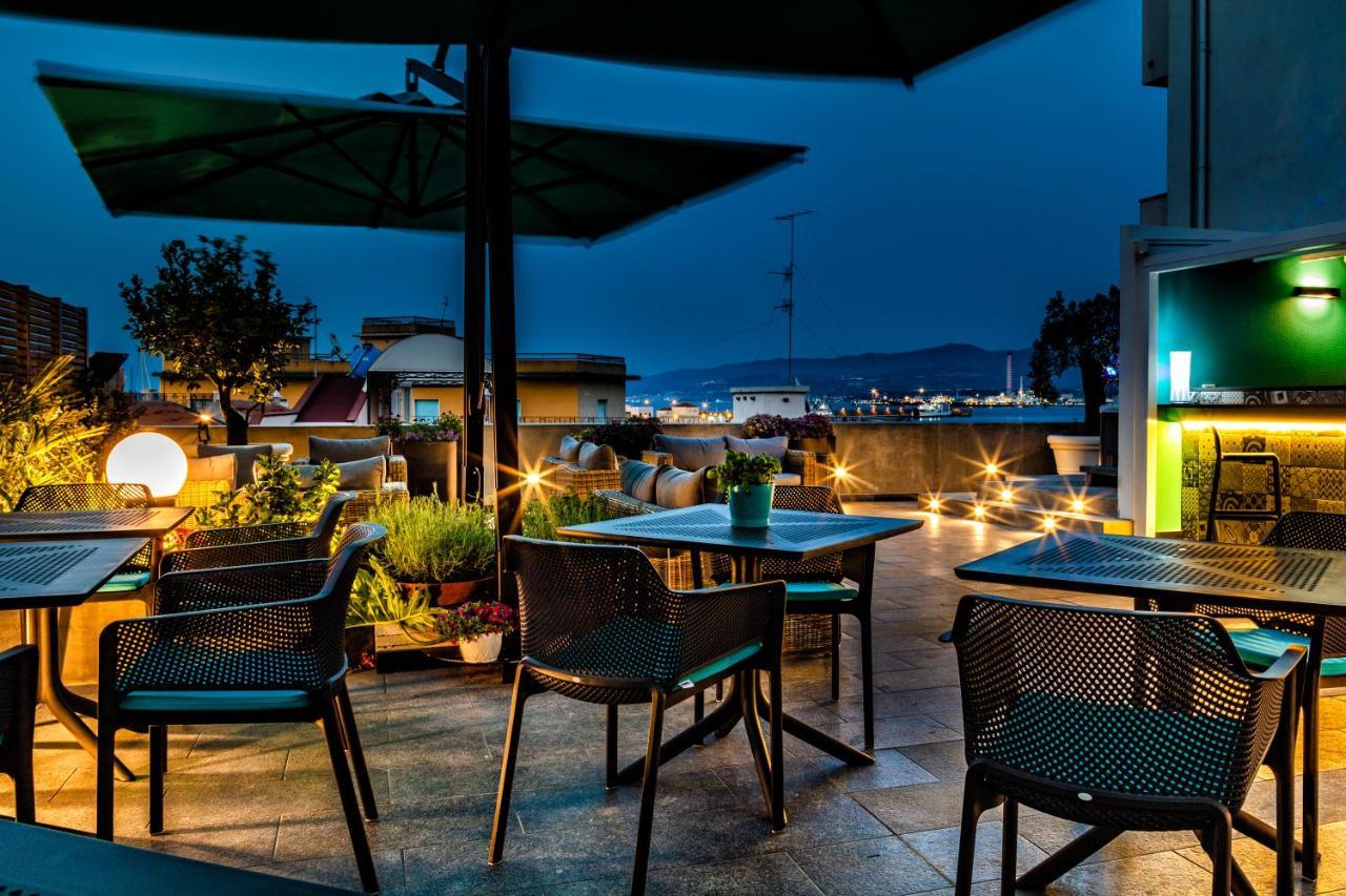 Manzoni 46 - Ospitalita Siciliana Bed & Breakfast Milazzo Exterior foto
